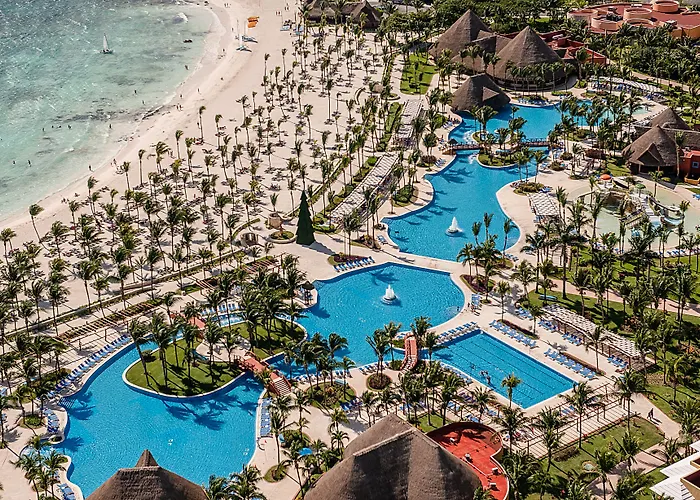 Barcelo Maya Colonial
