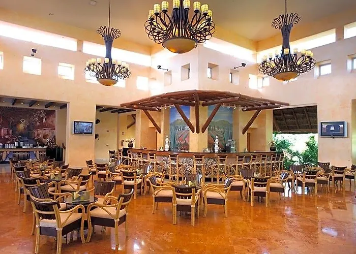 Resort Barcelo Maya Colonial
