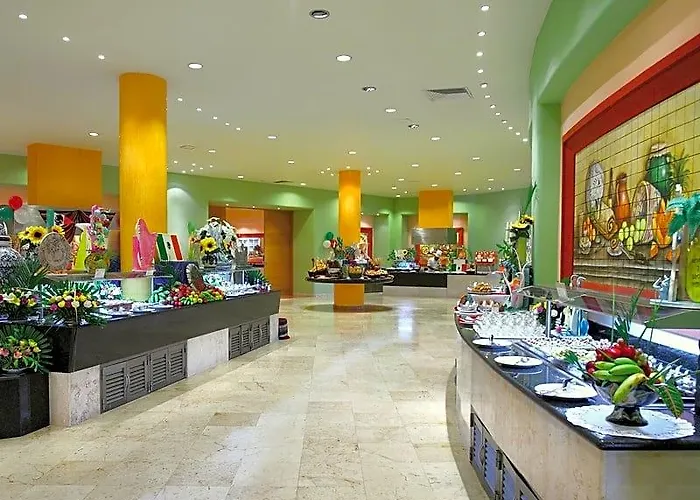 Resort Barcelo Maya Colonial